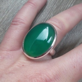 Zilveren ring gezet met groene Onyx ring maat 17.3 mm